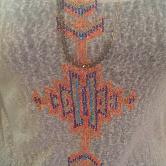 Top - Picture 2 of 6